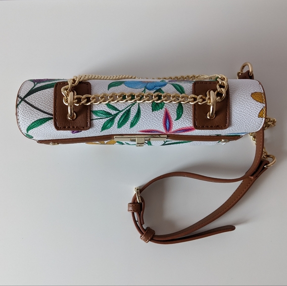 Floral Crossbody Bag - Great condition - Picture 9 of 10
